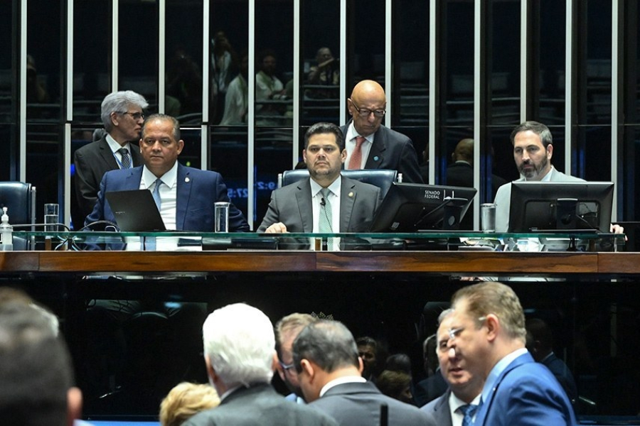 Dosimetria: Alcolumbre promulga lei que beneficia condenados pelo 8/1