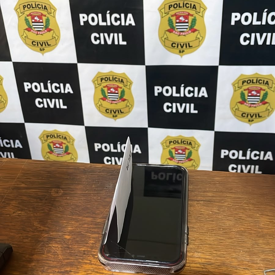 Polícia cumpre mandado contra suspeita de golpe em idosa